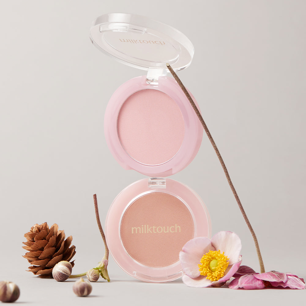 Tone-On Blusher # 02 Autumn Roco 3g