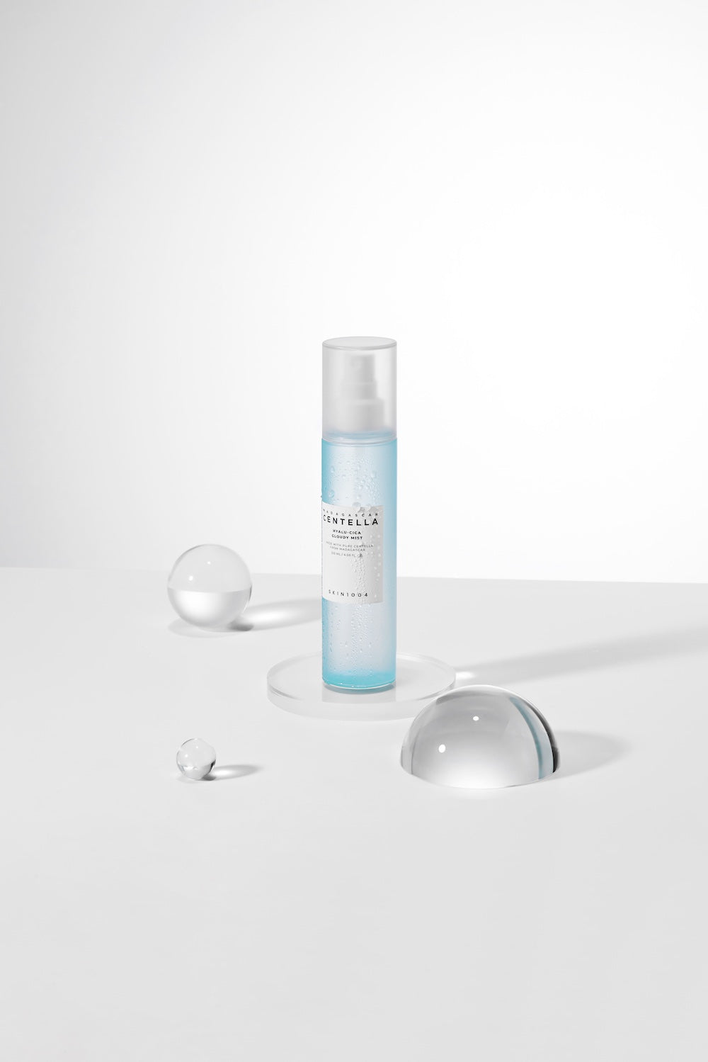 [Skin1004] Madagascar Centella Hyalu-Cica Bruma Nube 120ml
